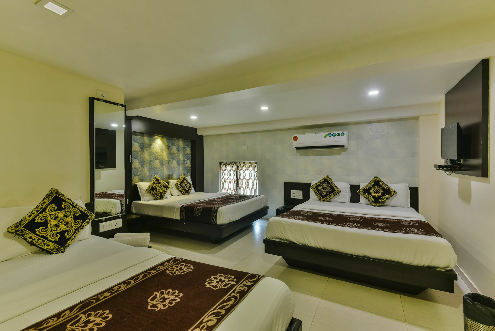Hotel Guestinn Residency Mumbai Luaran gambar