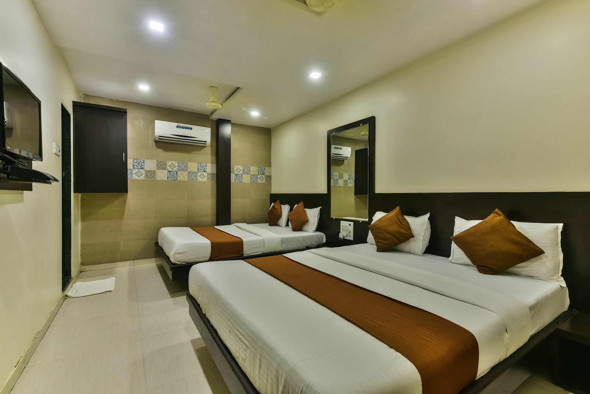 Hotel Guestinn Residency Mumbai Luaran gambar