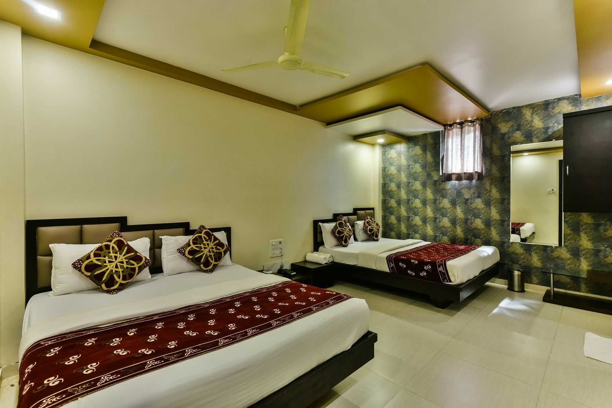 Hotel Guestinn Residency Mumbai Luaran gambar