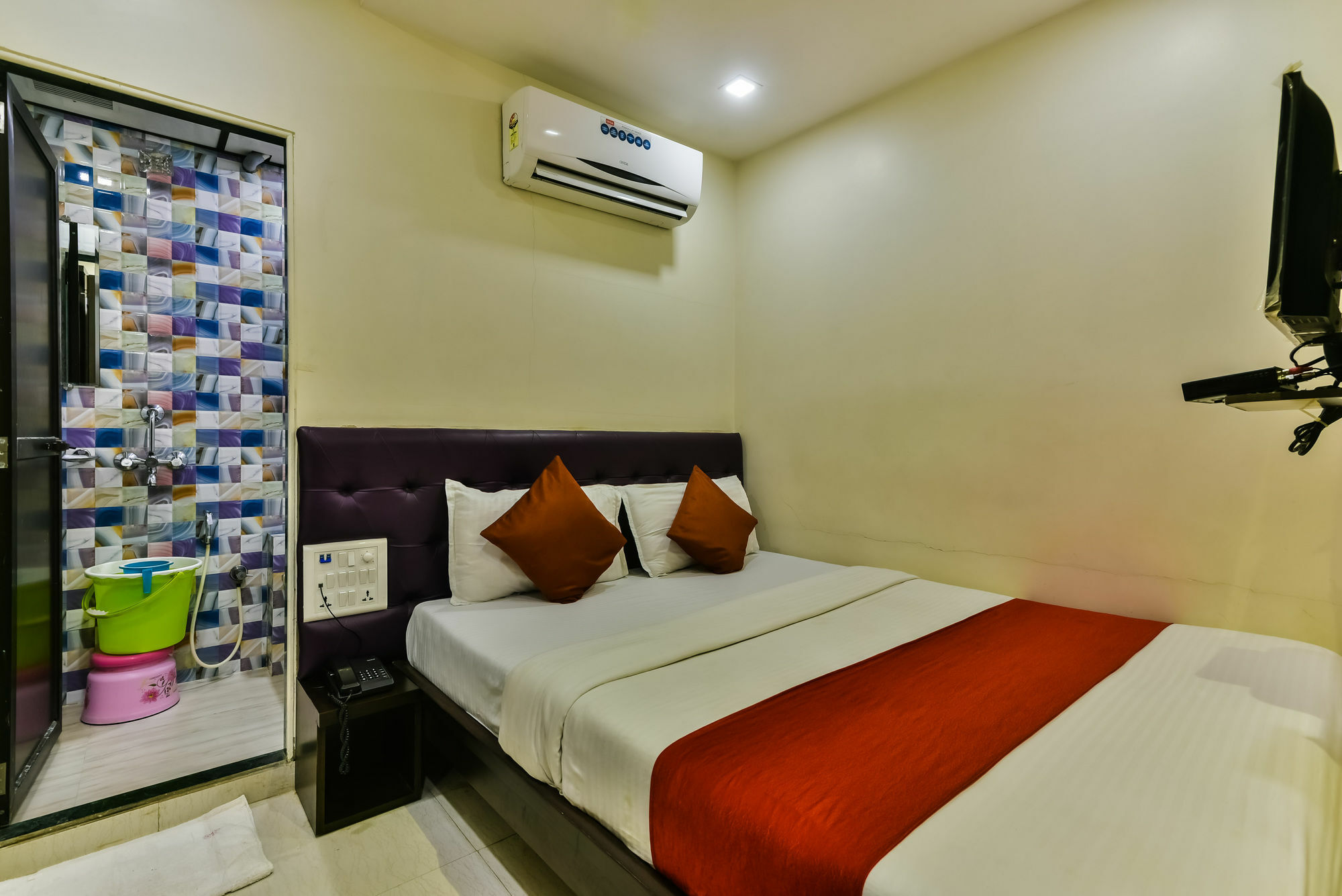 Hotel Guestinn Residency Mumbai Luaran gambar